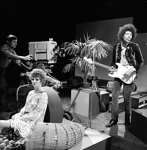 Jimi Hendrix – The Ultimate Guitar God