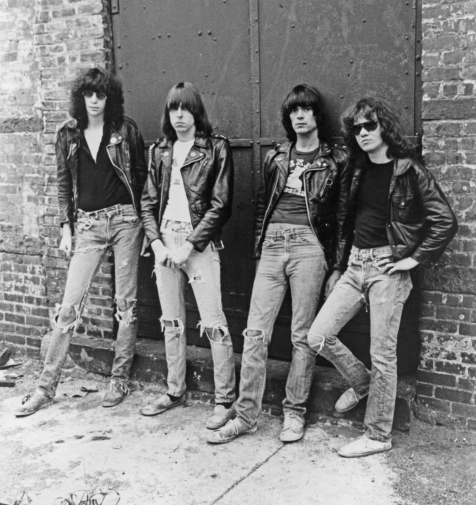The Ramones – Ramones (1976)
