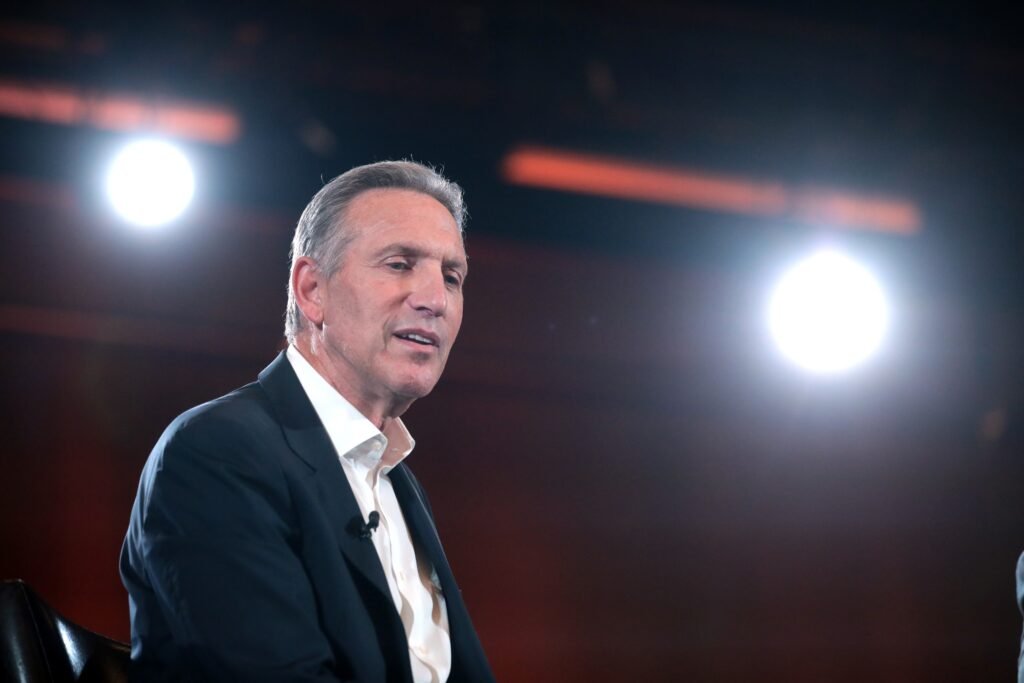 10 Self-Made Billionaires Who Started with Nothing