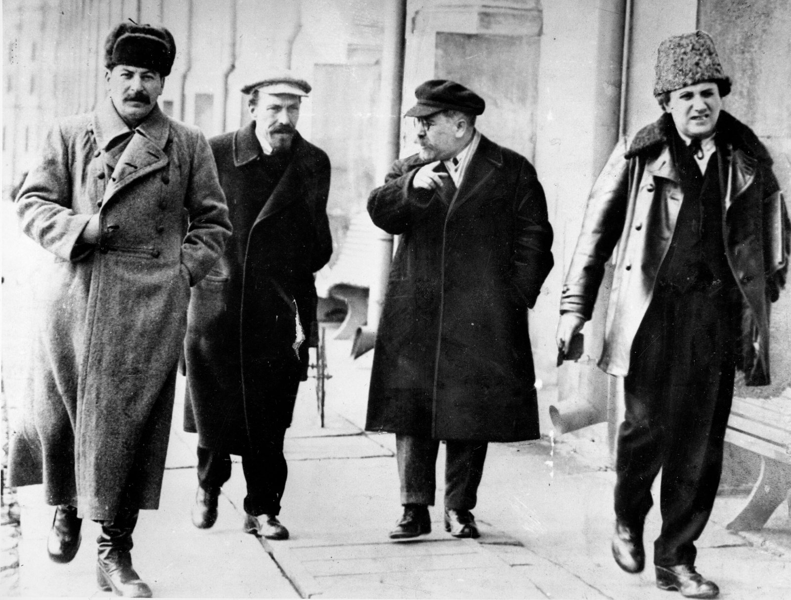 Stalin's Path to Leadership (image credits: wikimedia)