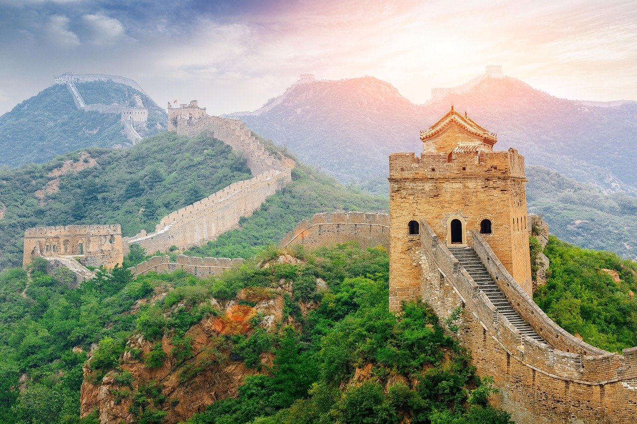 5. The Great Wall of China Visible from Space (image credits: pixabay)
