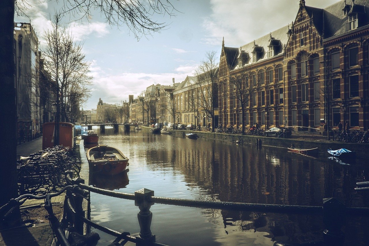 Amsterdam, Netherlands (image credits: pixabay)