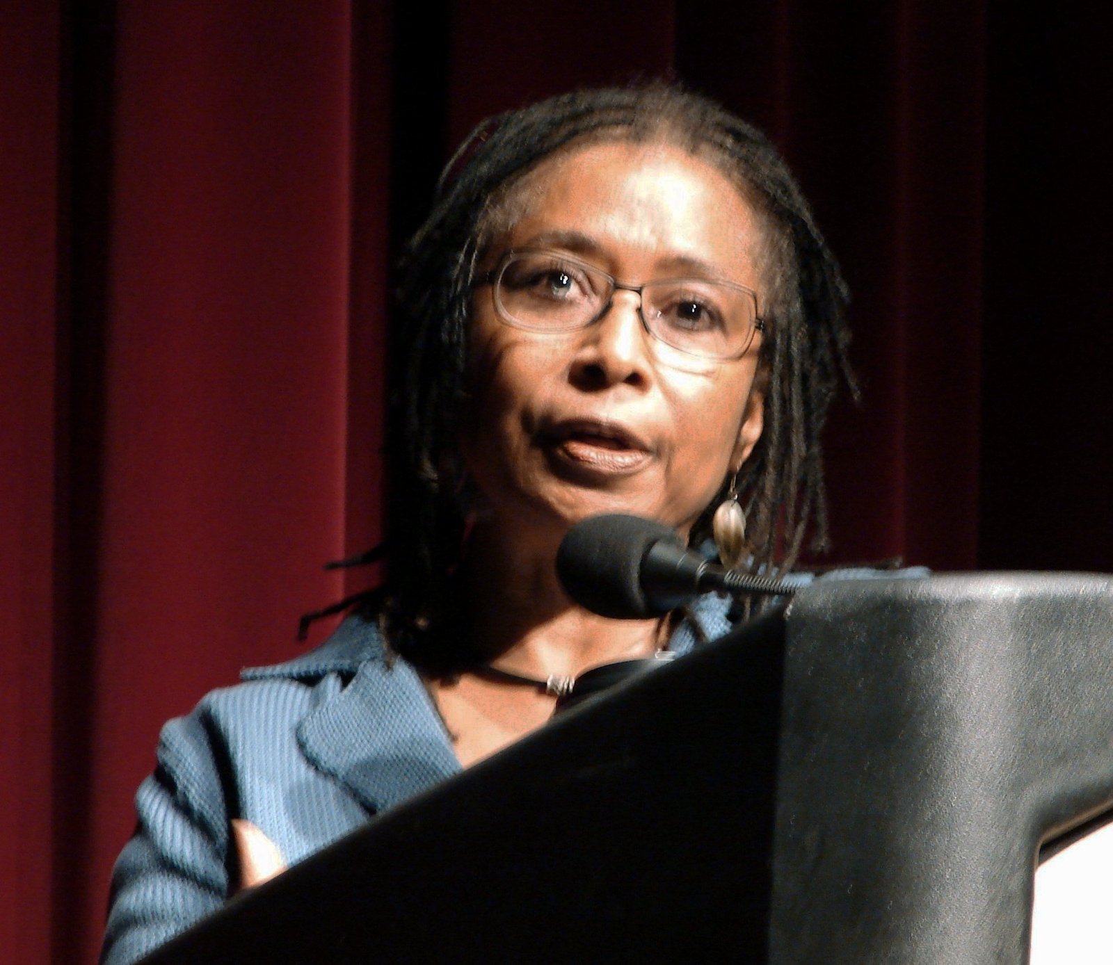 Alice Walker (b. 1944) (image credits: wikimedia)
