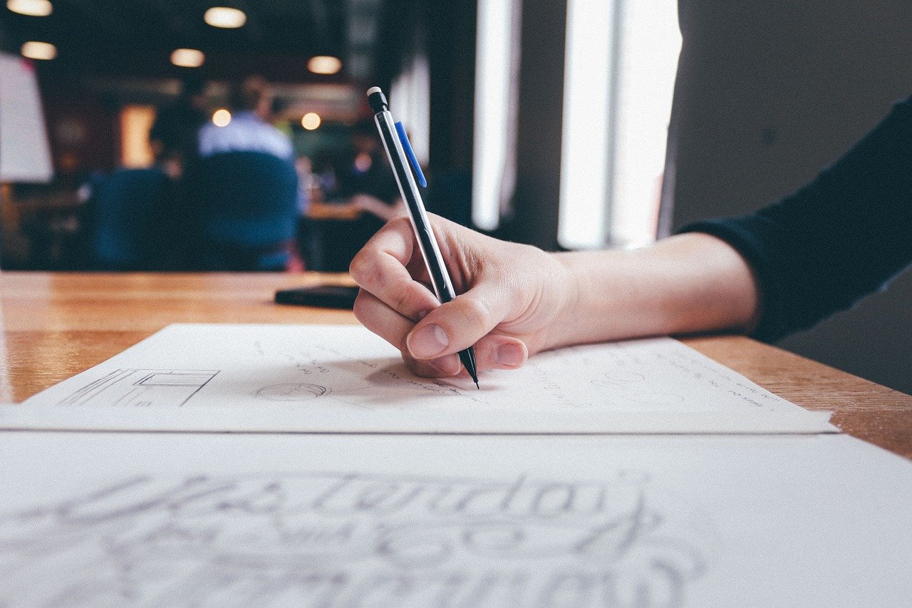 Handwriting by Hand Boosts Learning โ๏ธ๐ (image credits: pixabay)