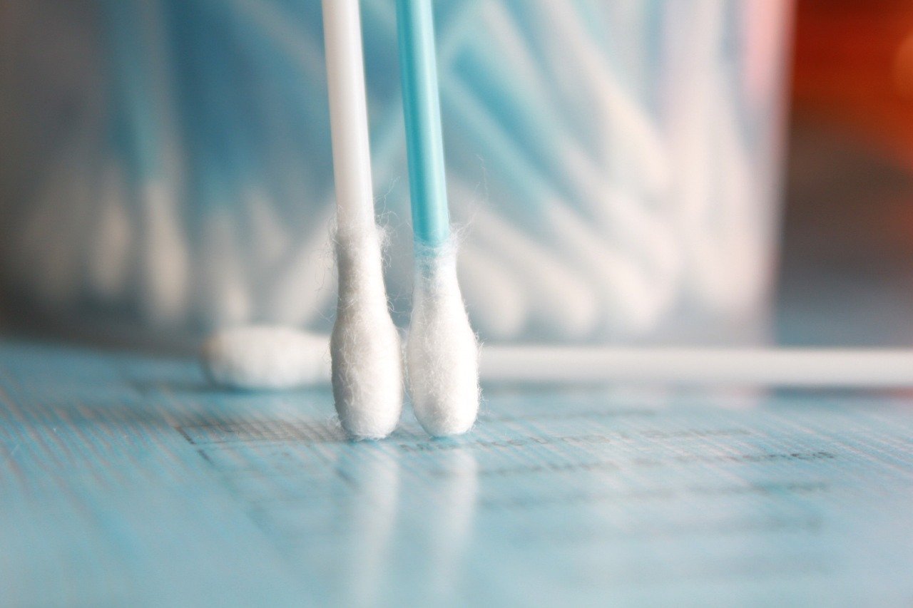 Q-Tip: The Cotton Swab Essential (image credits: pixabay)