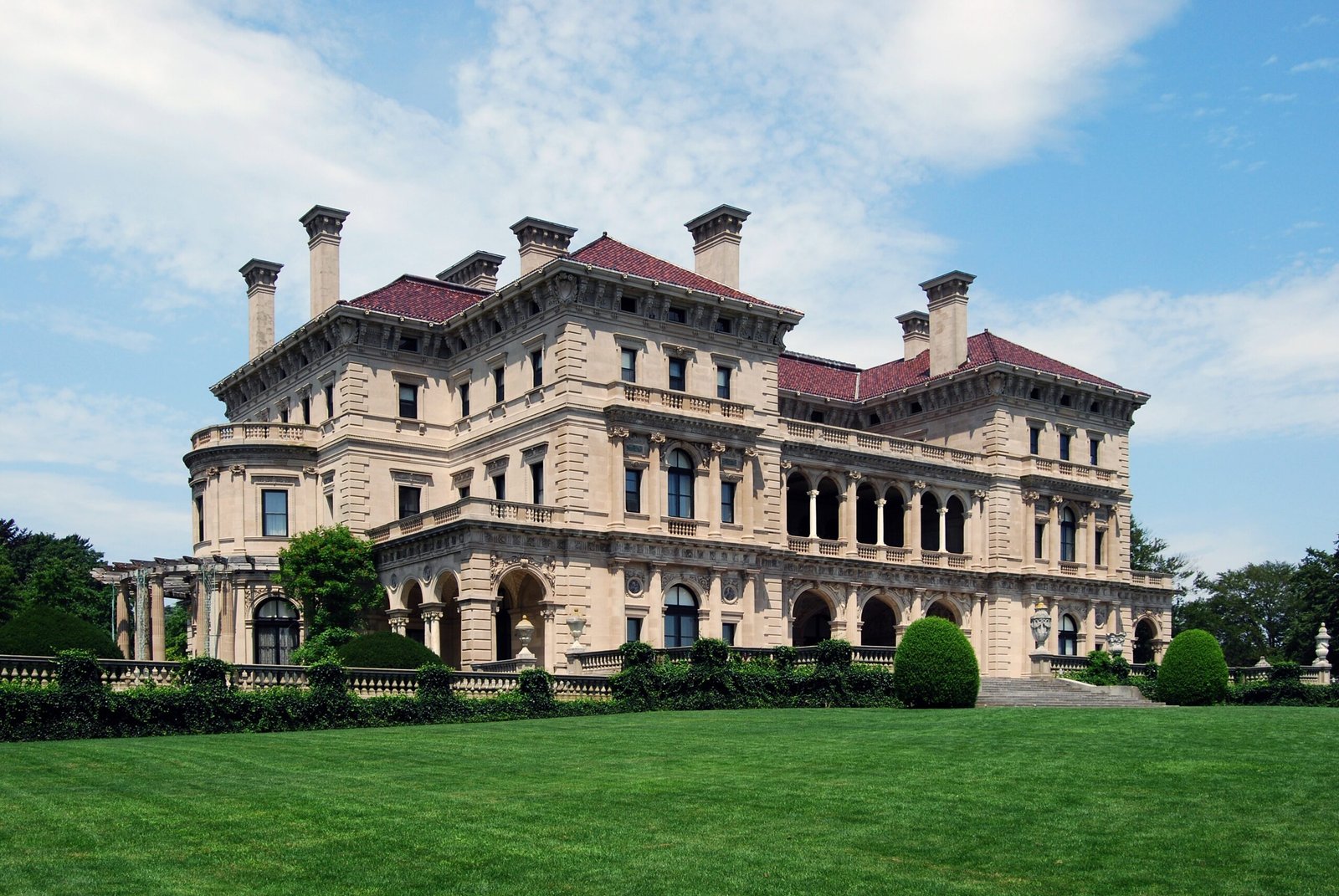 The Gilded Age: Wealth and Corruption (image credits: wikimedia)