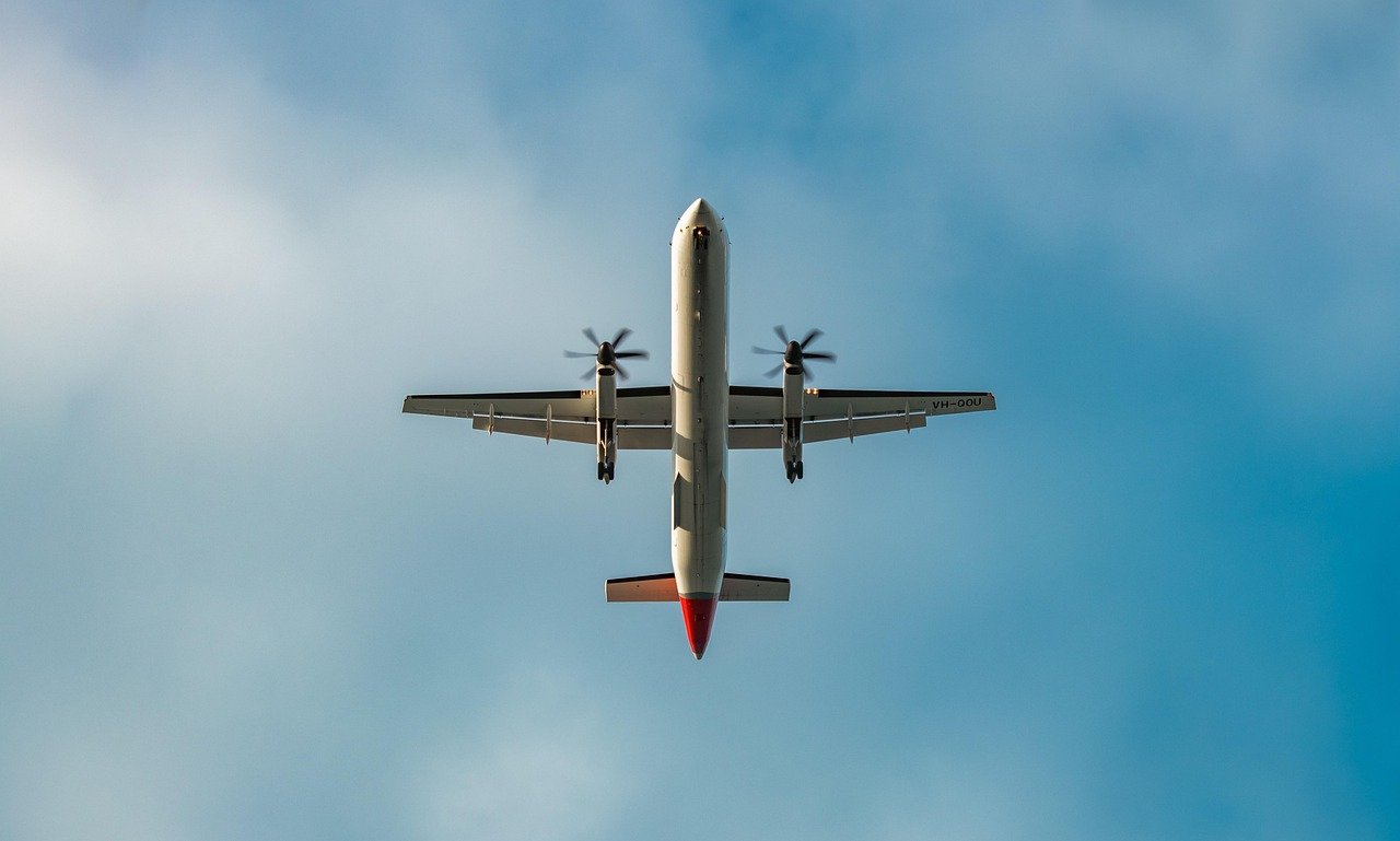 The Vanishing of Flight MH370 (2014) ✈️ (image credits: pixabay)