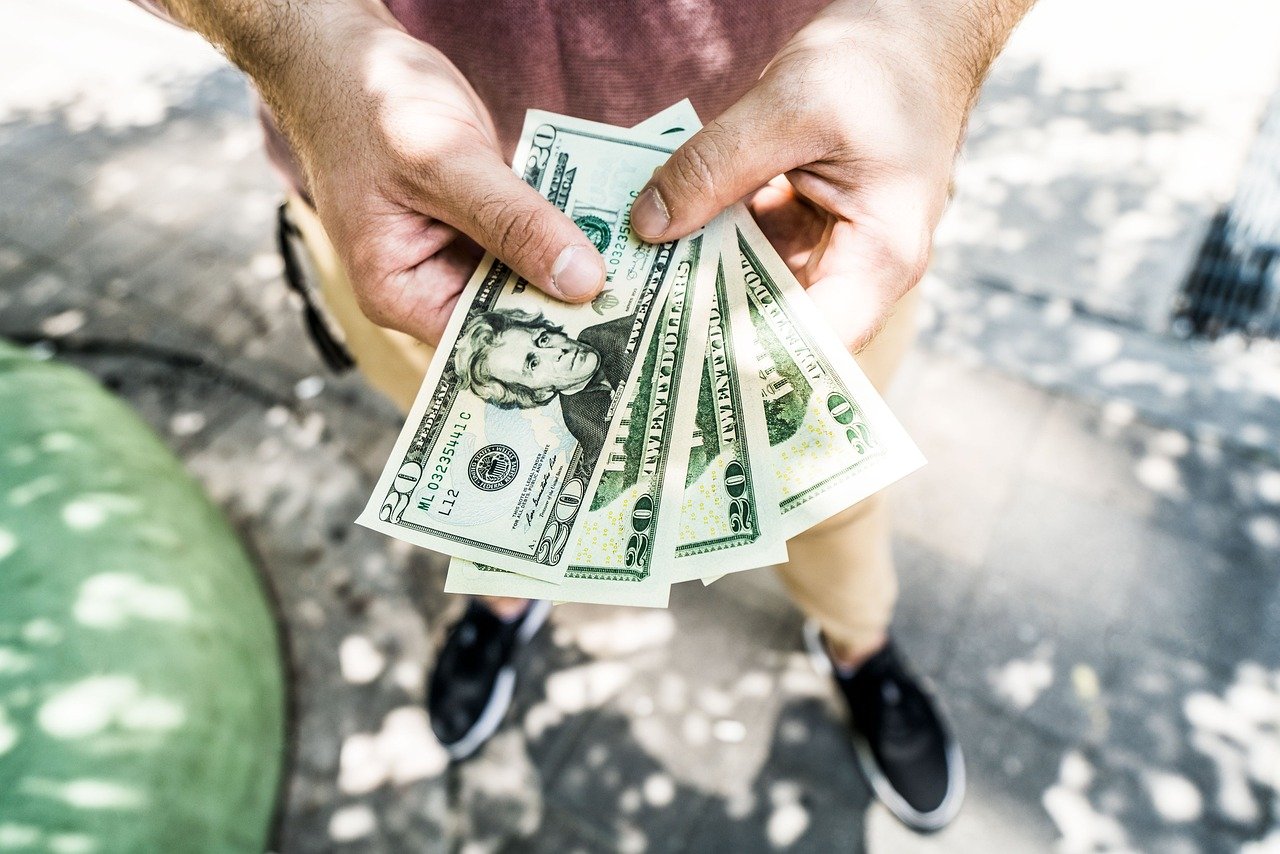 7. Impulse Spending (image credits: pixabay)