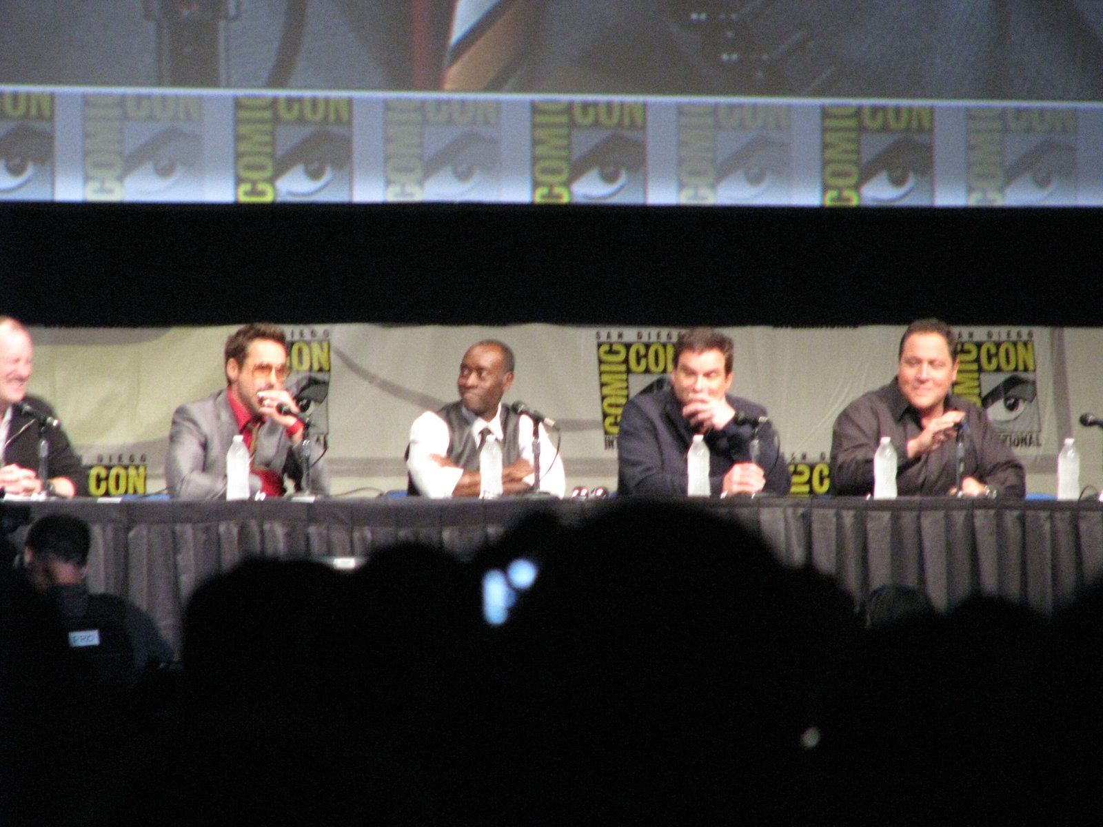 Robert Downey Jr. and Jon Favreau (image credits: wikimedia)