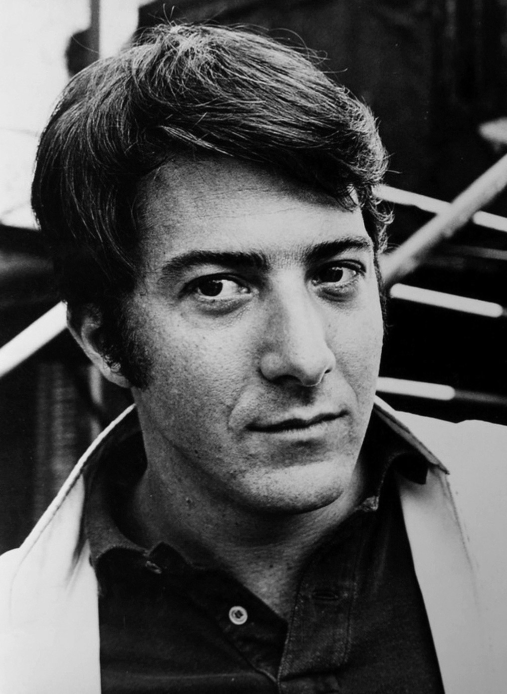 Dustin Hoffman: The Off-Broadway Beginnings (image credits: wikimedia)