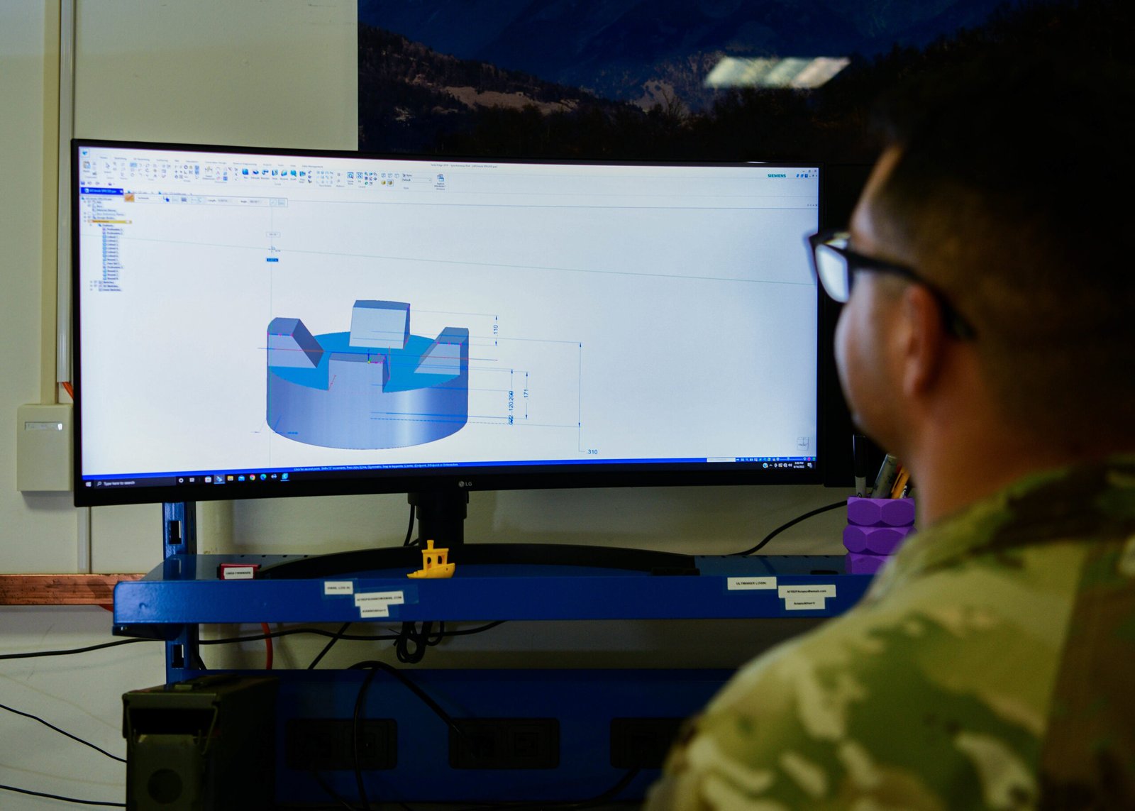 3D Printing Technician (image credits: wikimedia)