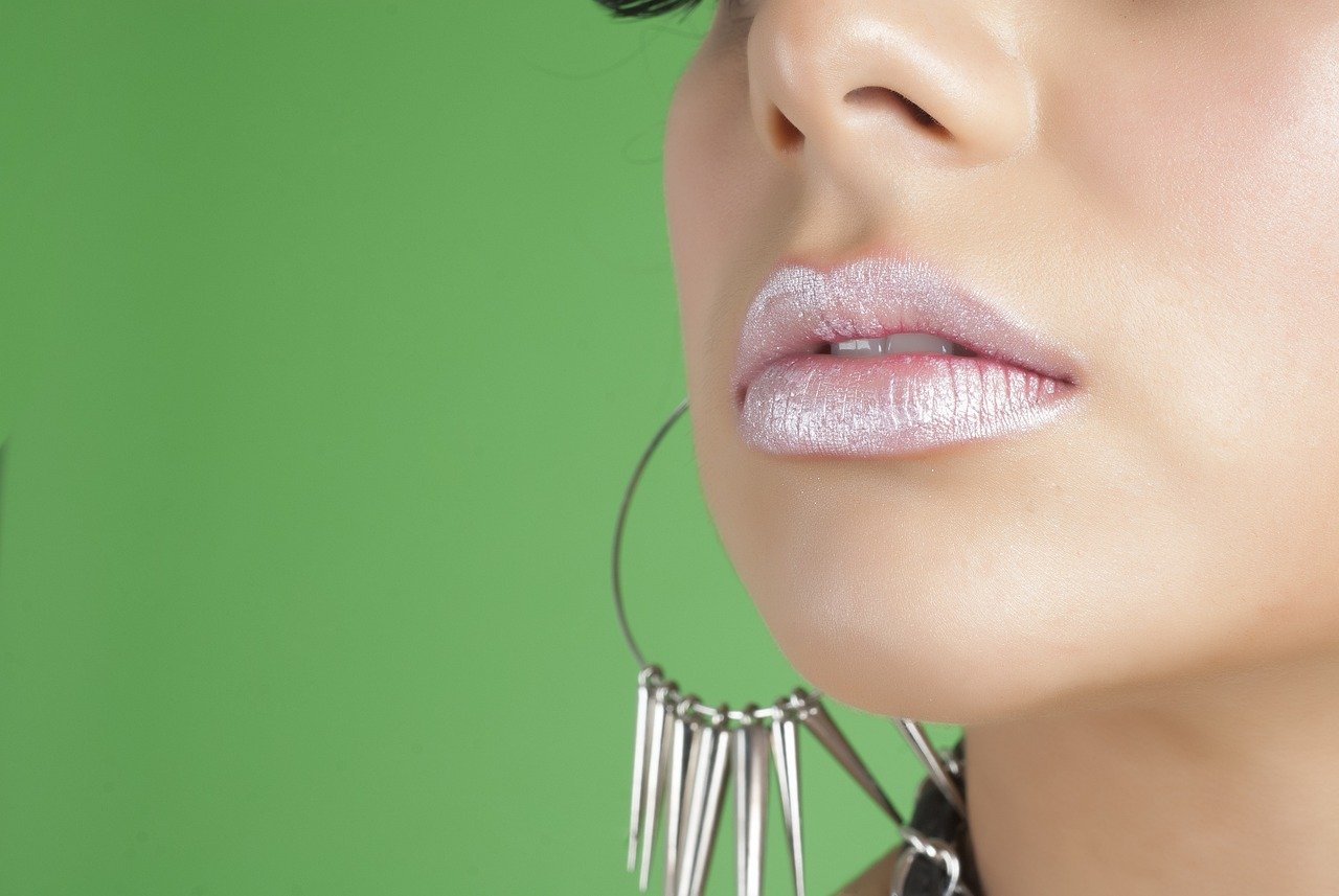 13. Slo-Mo Lip Reading (image credits: pixabay)