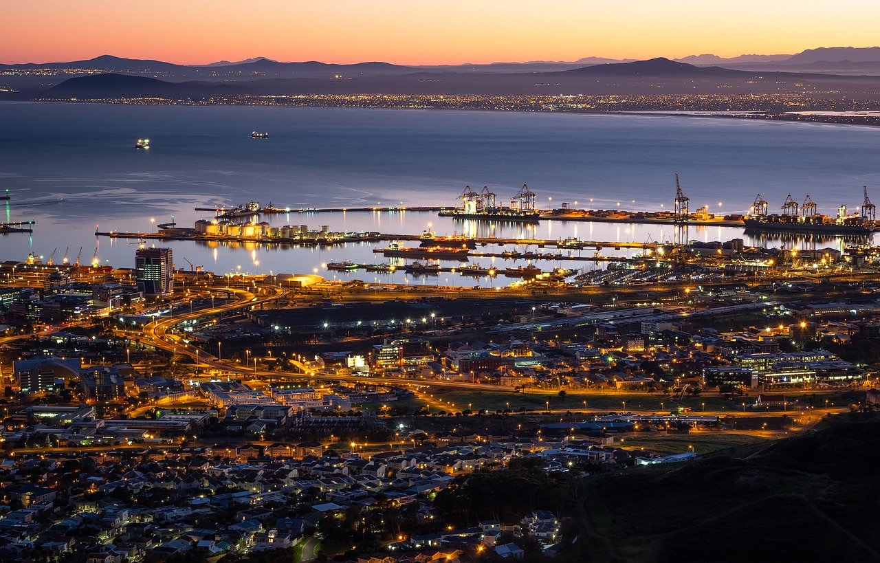 5. Cape Town, South Africa (image credits: pixabay)