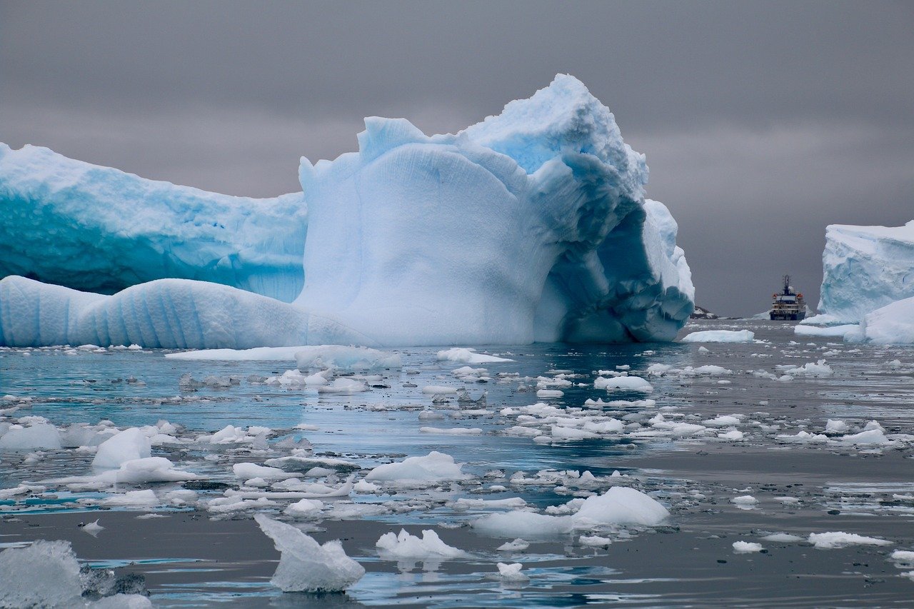 Luxury Cruise Options (image credits: pixabay)