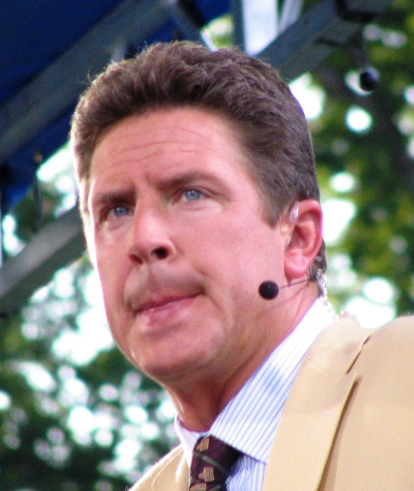 Dan Marino (Football – Super Bowl) (image credits: wikimedia)
