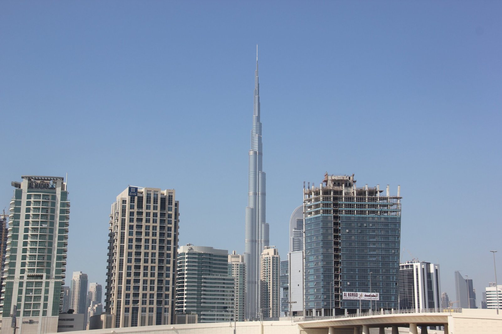 The Burj Khalifa (image credits: wikimedia)