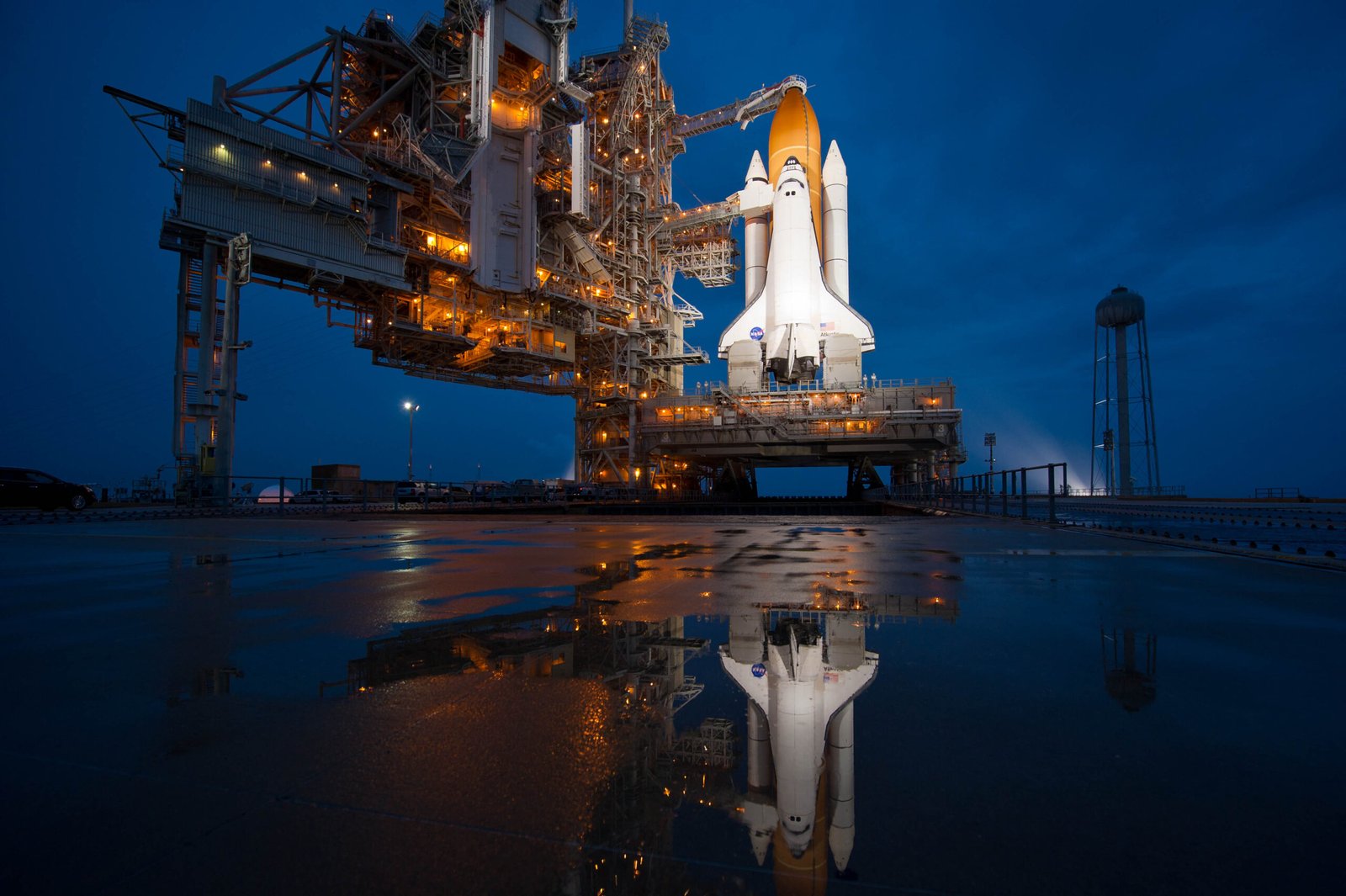 The Space Shuttle (image credits: wikimedia)