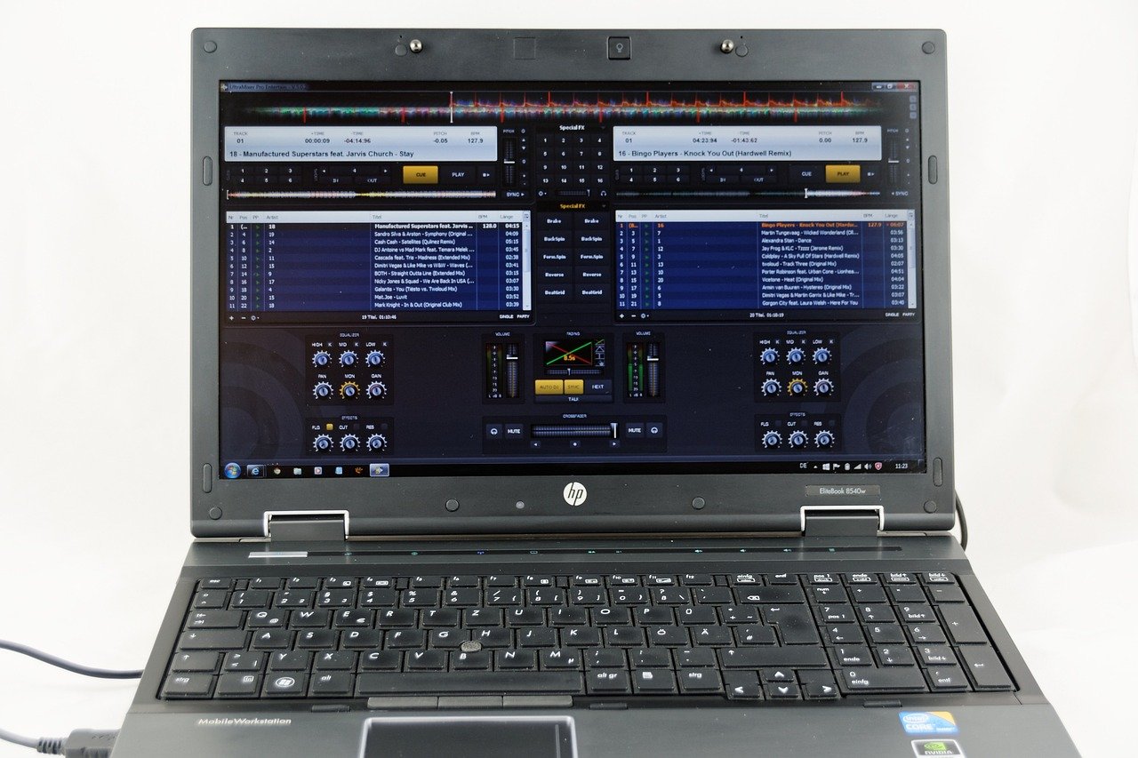 Hewlett-Packard (HP) (image credits: pixabay)
