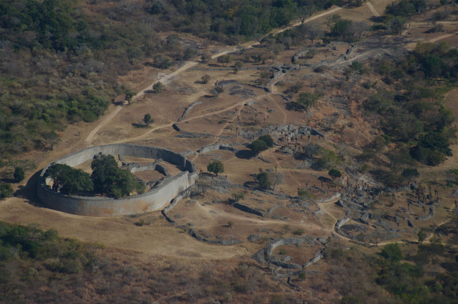 Great Zimbabwe (Zimbabwe) – Economic & Political Decline (15th Century) (image credits: wikimedia)