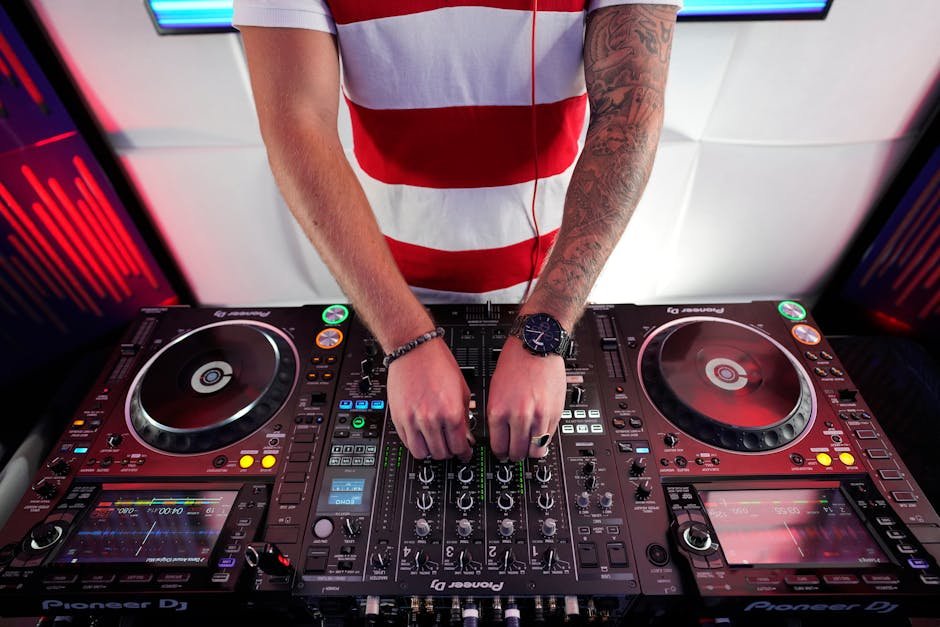 The Ever-Evolving EDM Landscape (image credits: pexels)