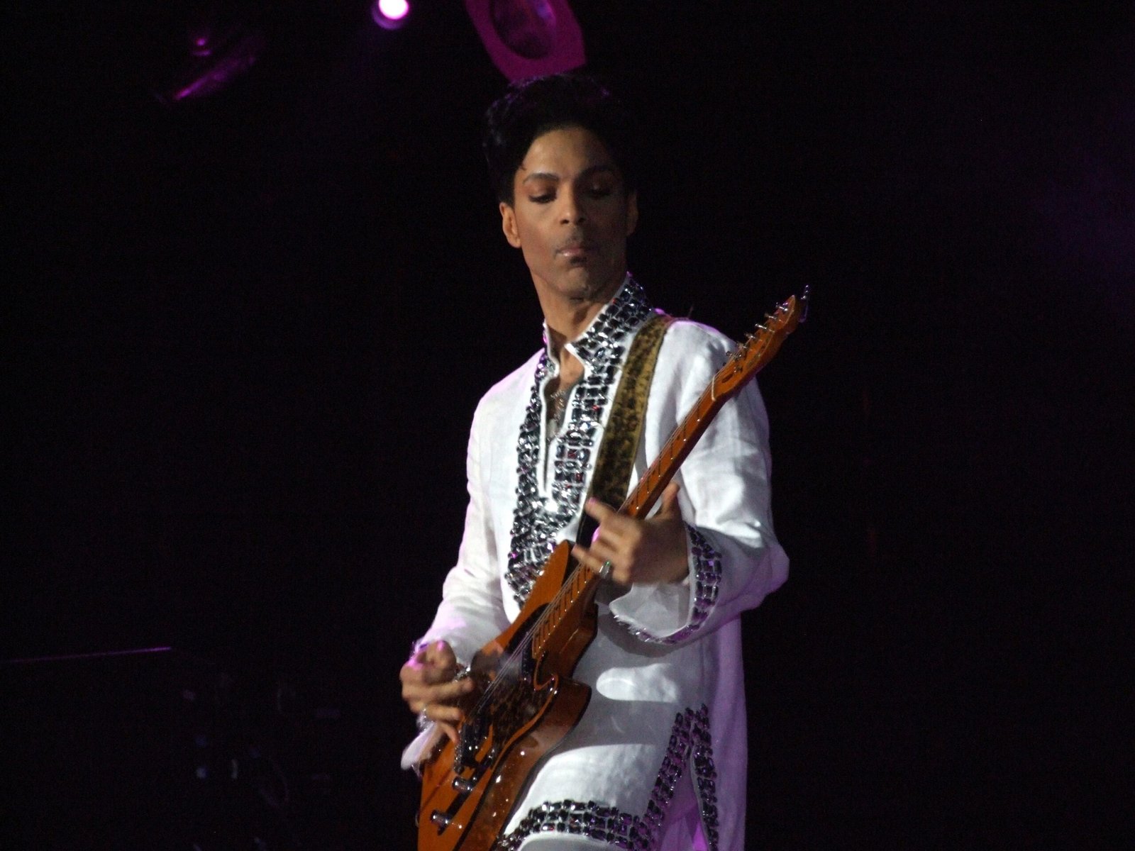 8. Prince – The Musical Genius (image credits: wikimedia)