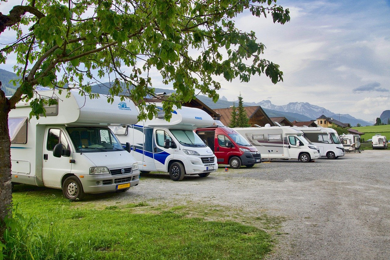 5. Strong RV Community & Social Life 👫 (image credits: pixabay)
