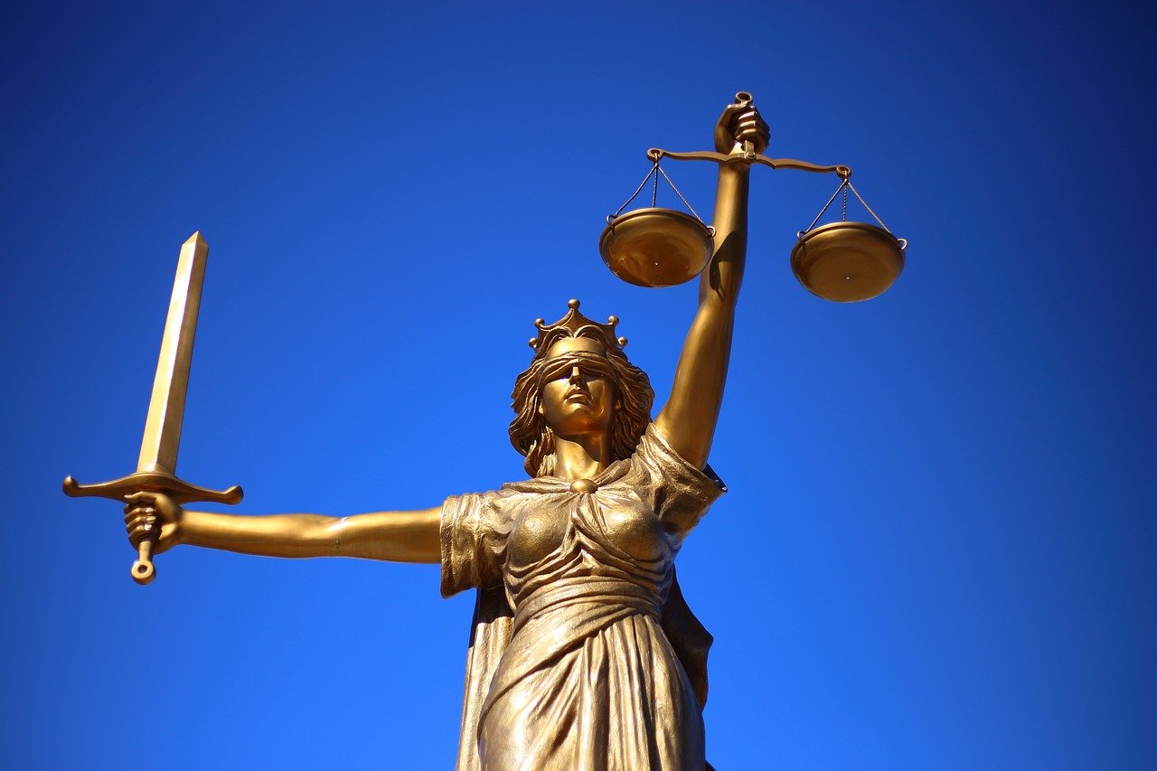 Justice and Fairness for All (image credits: pixabay)