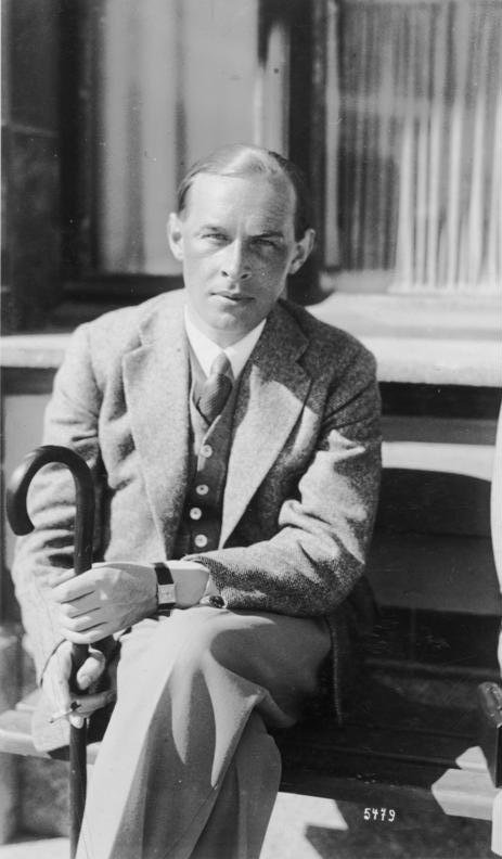 All Quiet on the Western Front by Erich Maria Remarque (image credits: wikimedia)