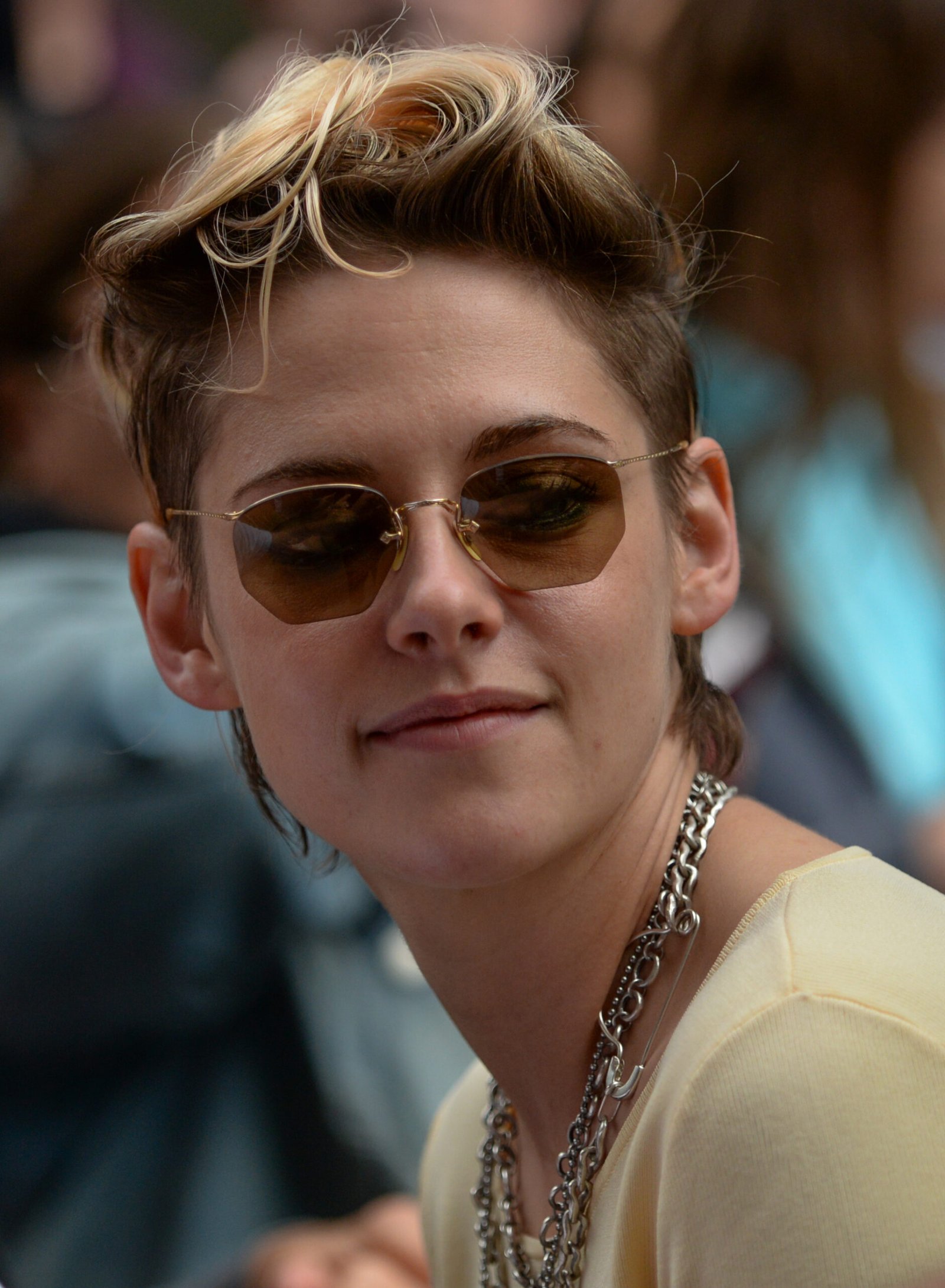 Kristen Stewart: From Twilight Vampires to Award-Winning Roles (image credits: wikimedia)