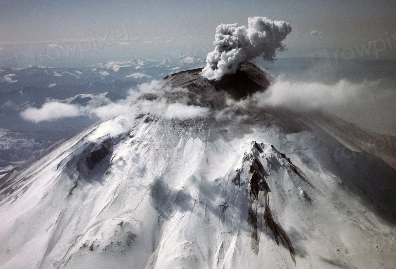 15. A Volcano Helped Spark the French Revolution (1783) (image credits: rawpixel)