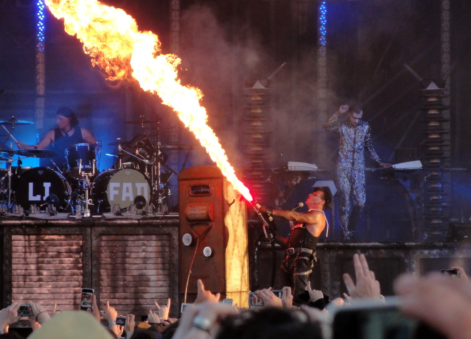 Pyrotechnic Performance Art (image credits: wikimedia)