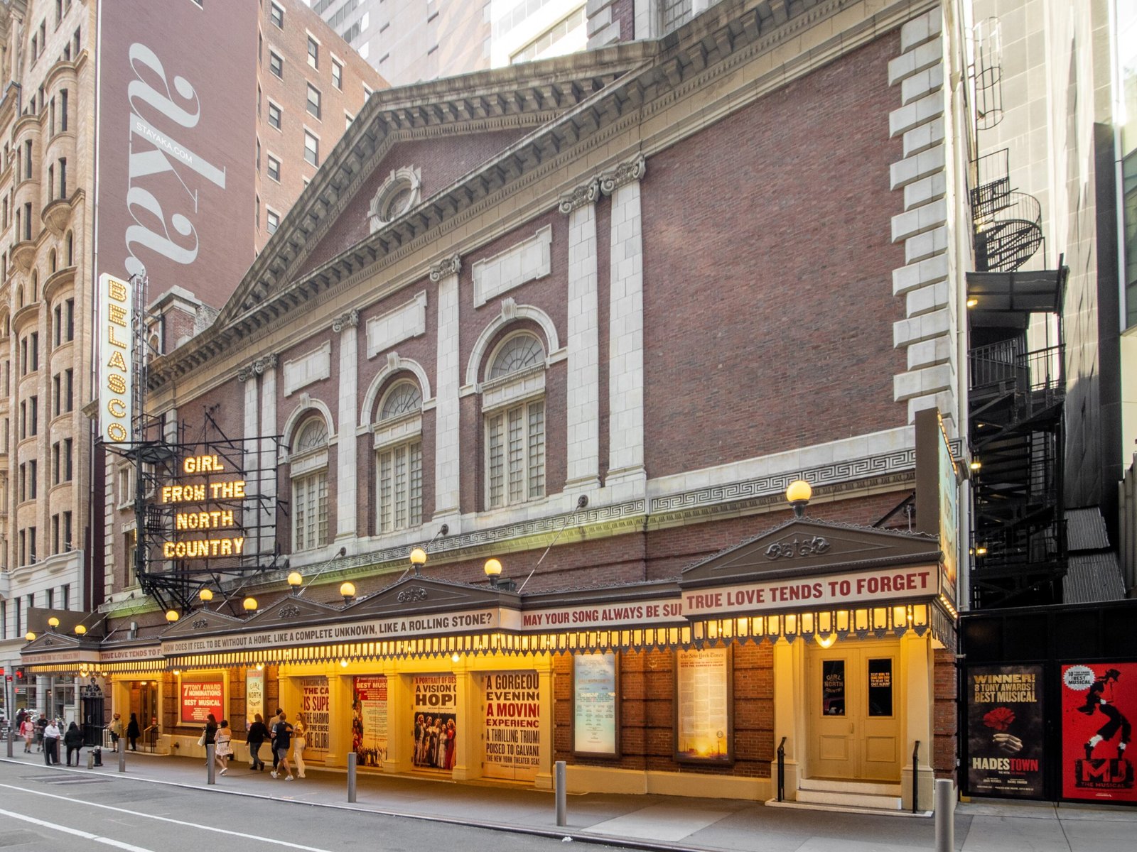 The Venues: Historic Theatres With Stories of Their Own (image credits: wikimedia)