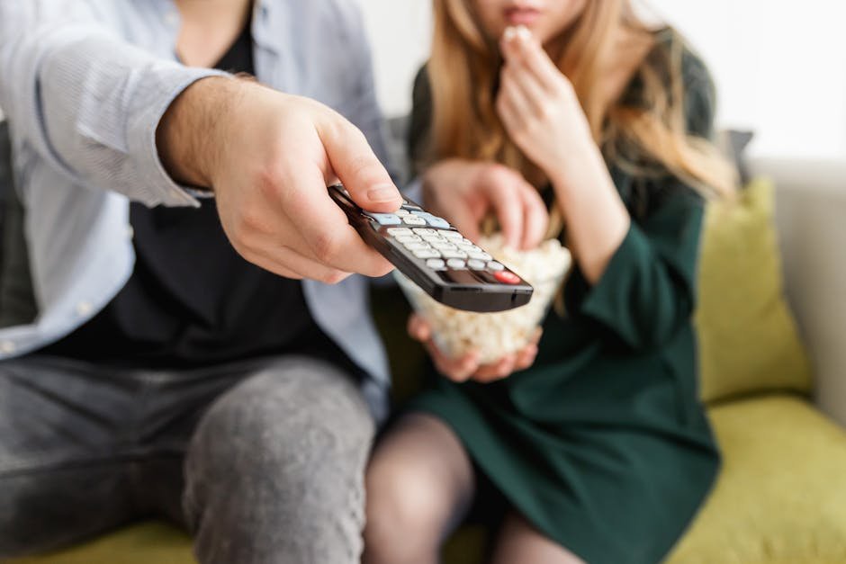 5️⃣ Schitt’s Creek (2015-2020) – A Cult Hit That Took Time 🏡 (image credits: pexels)