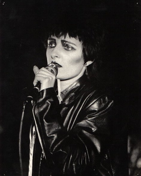 Siouxsie Sioux: The Goth Mother (image credits: wikimedia)