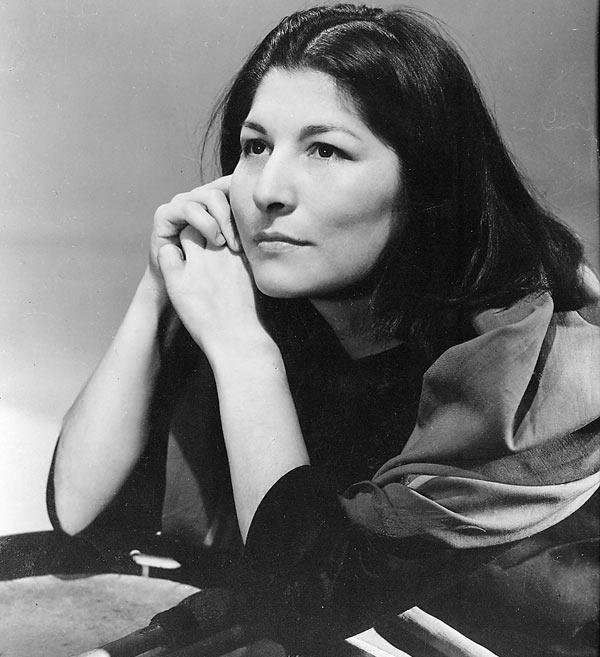 3. Mercedes Sosa: The Voice of the Voiceless (image credits: wikimedia)