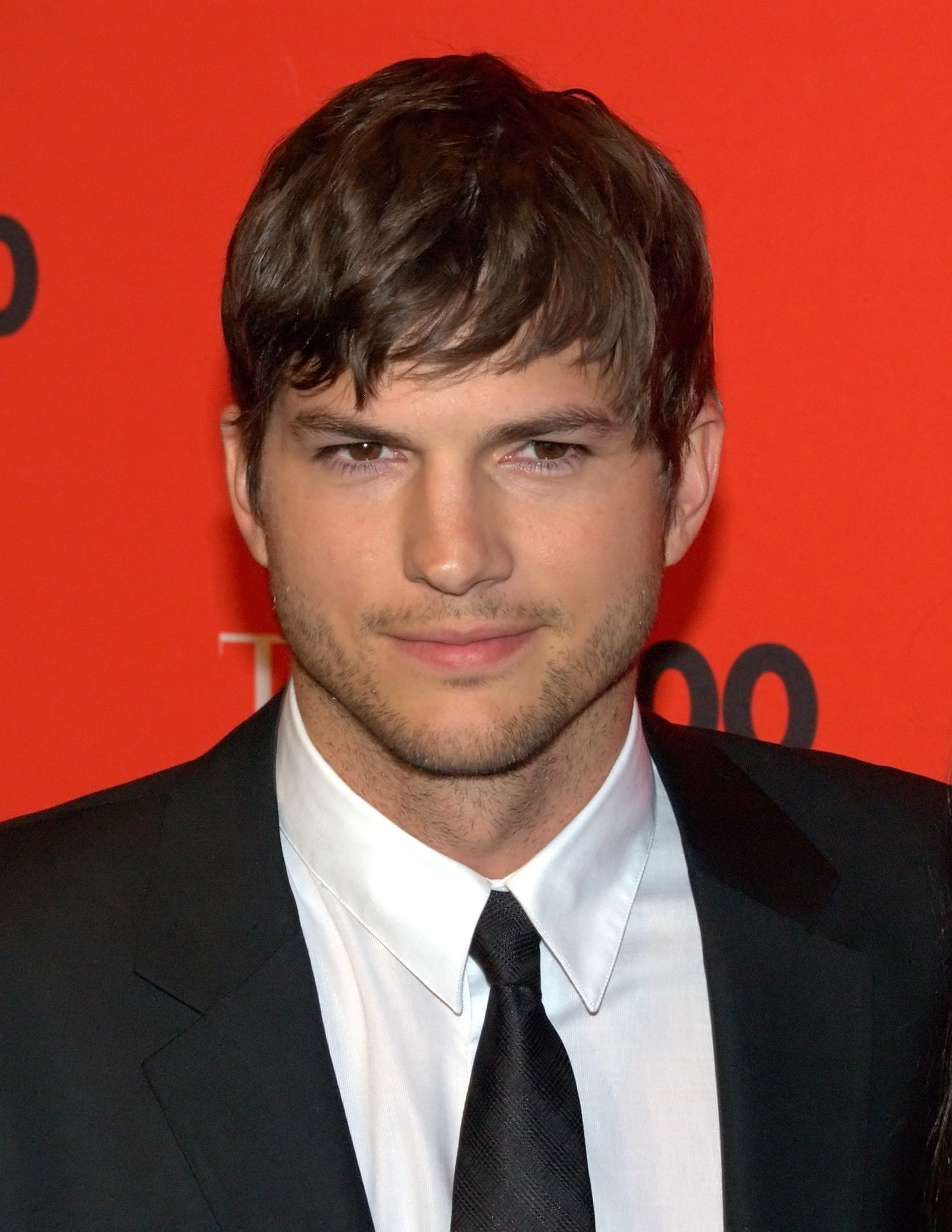 3. Ashton Kutcher and His Inspirational Twin Brother (image credits: wikimedia)