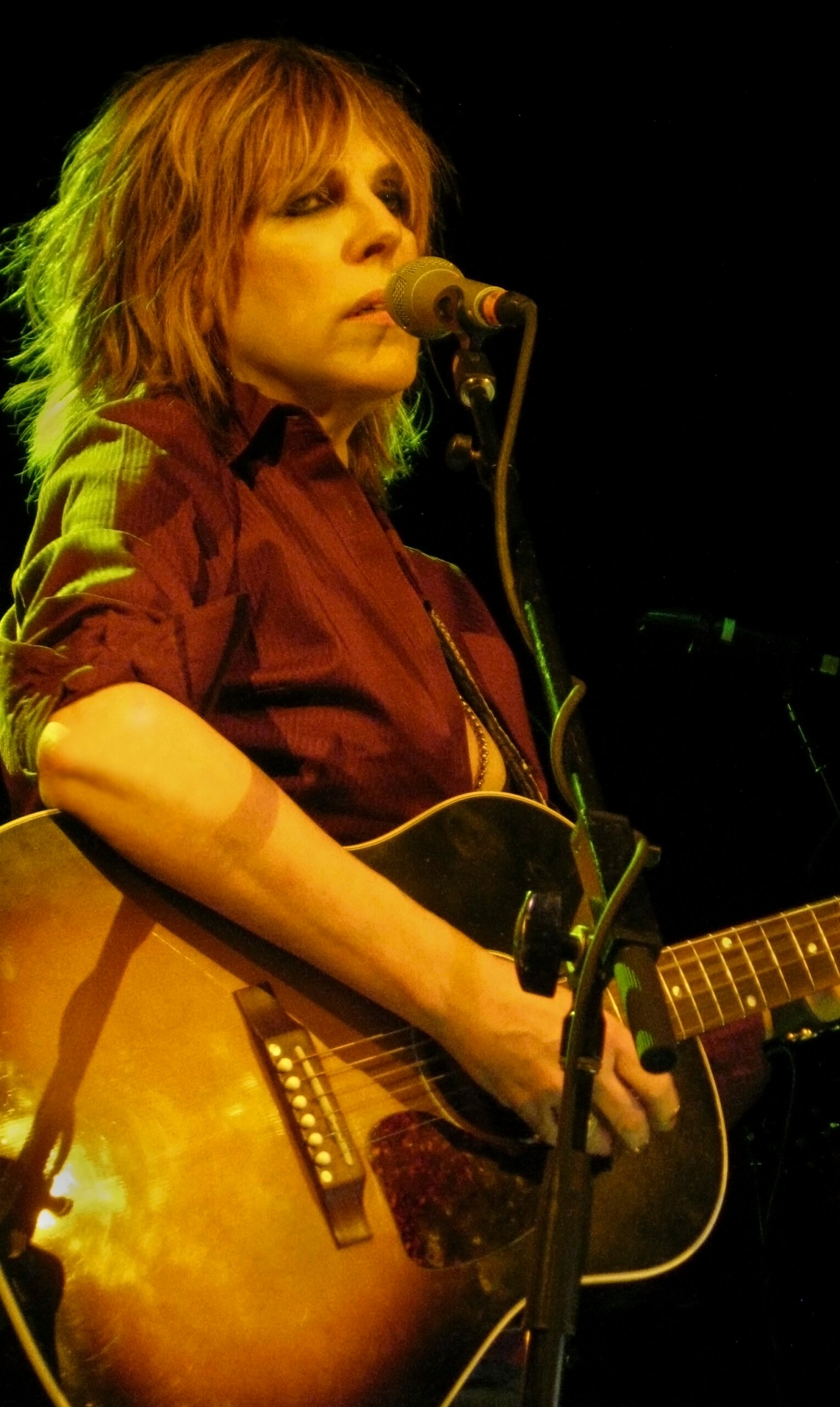 Lucinda Williams (image credits: wikimedia)