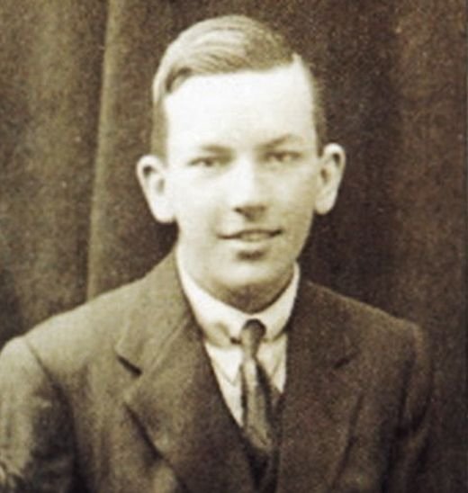 Noel Coward – The Spy Who Used His Fame as a Disguise (image credits: wikimedia)