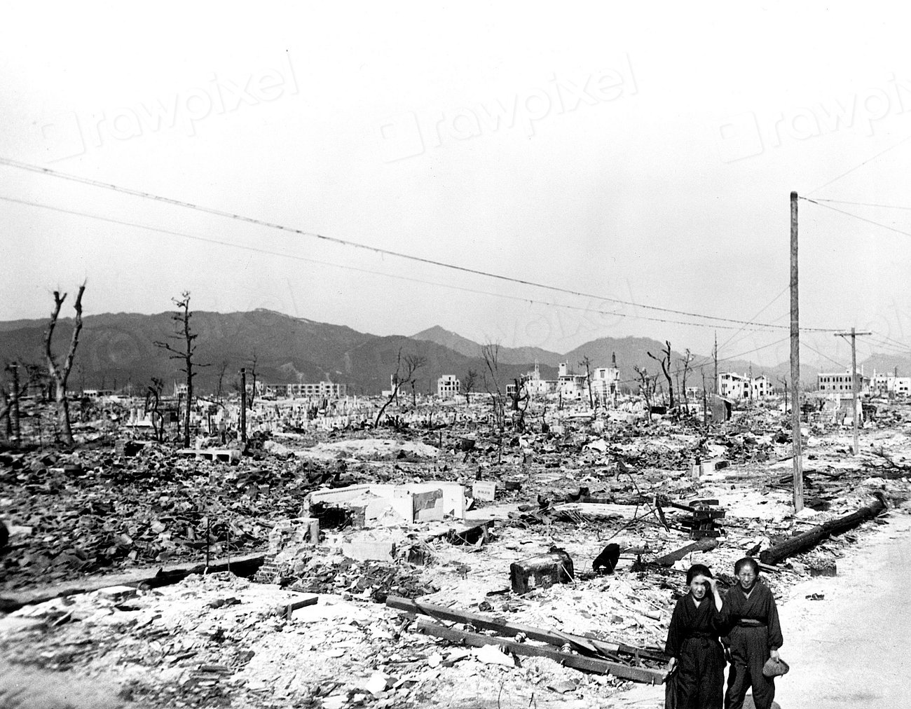 The Failed Bombing of Hiroshima (1945 – A City Spared?) (image credits: rawpixel)