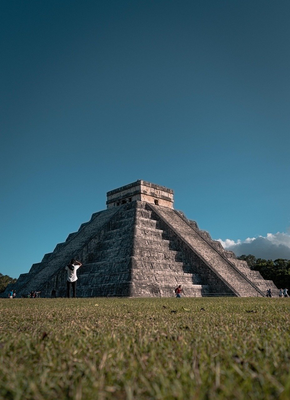 Environmental Destruction: The Mayan Collapse (8th-9th Century) (image credits: pixabay)