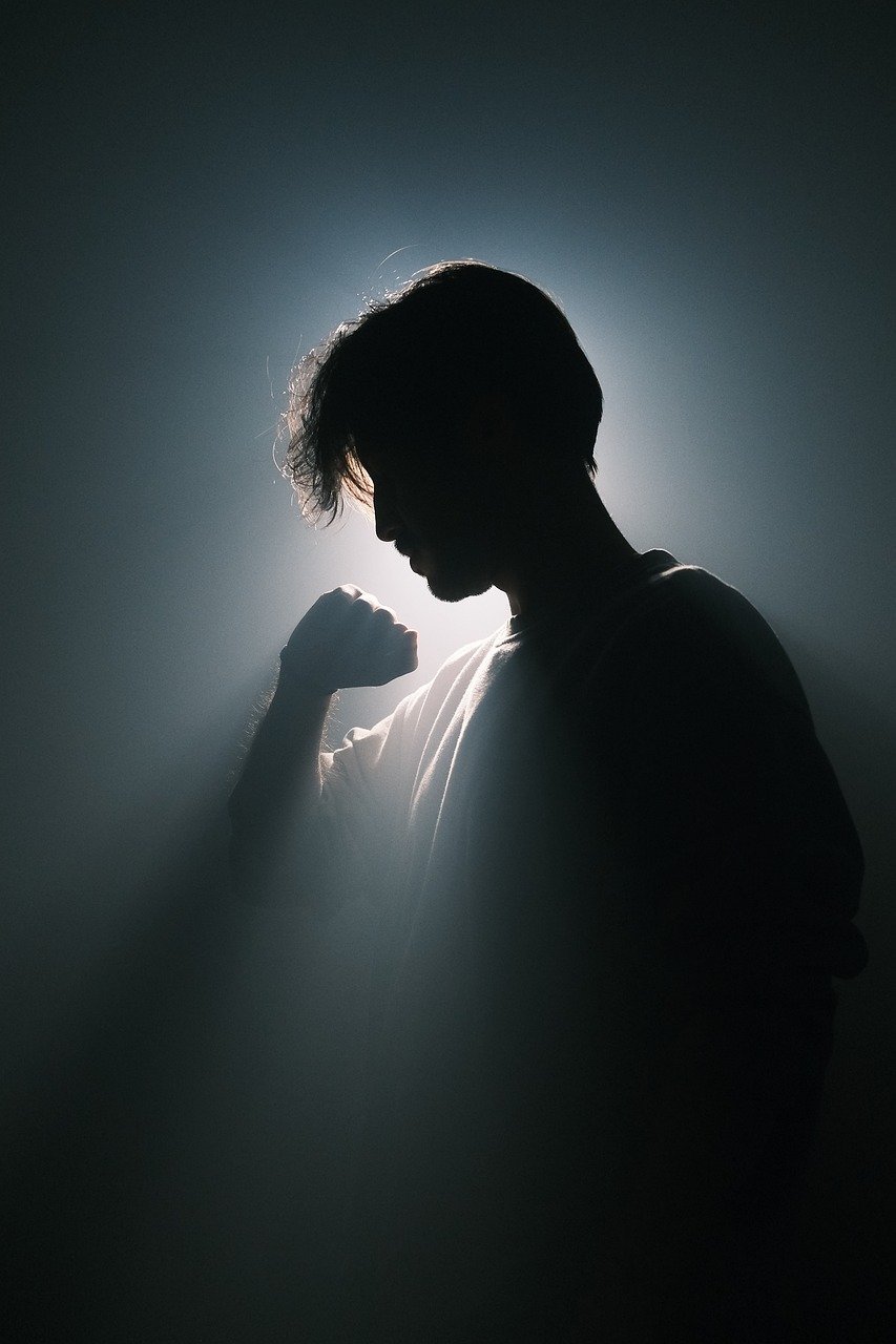 “Hello, darkness, my old friend.” (image credits: pixabay)