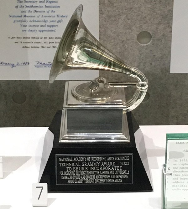 Grammy Awards and Critical Recognition (image credits: wikimedia)