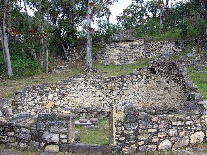 Kuelap (Peru) (image credits: wikimedia)