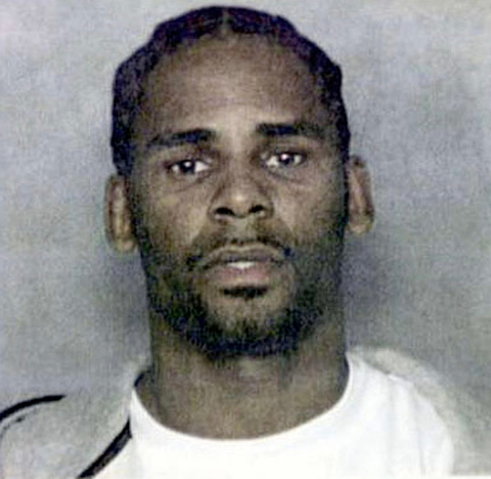 R. Kelly – When the Music Stopped (image credits: wikimedia)