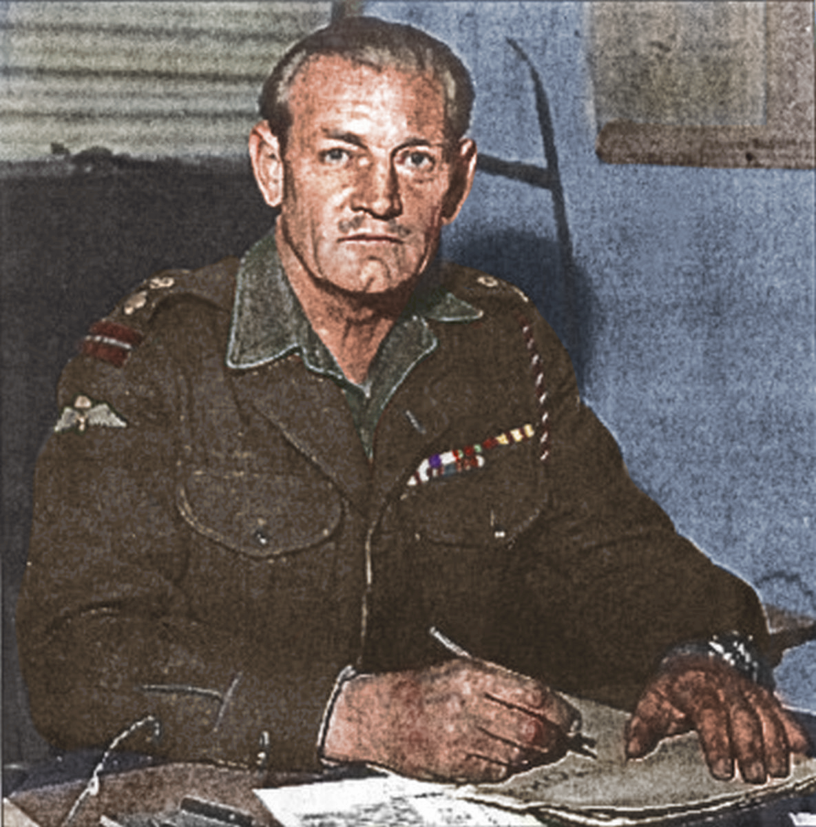 Mad Jack Churchill (1906–1996) – The WWII Soldier Who Fought with a Sword (image credits: wikimedia)