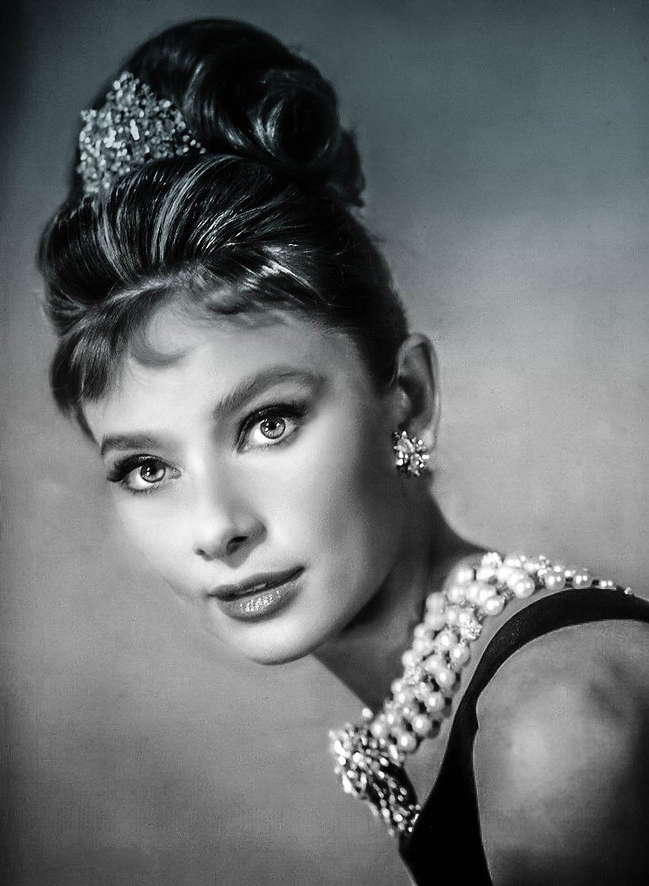 Audrey Hepburn – More Than Just a Fashion Icon (image credits: pixabay)