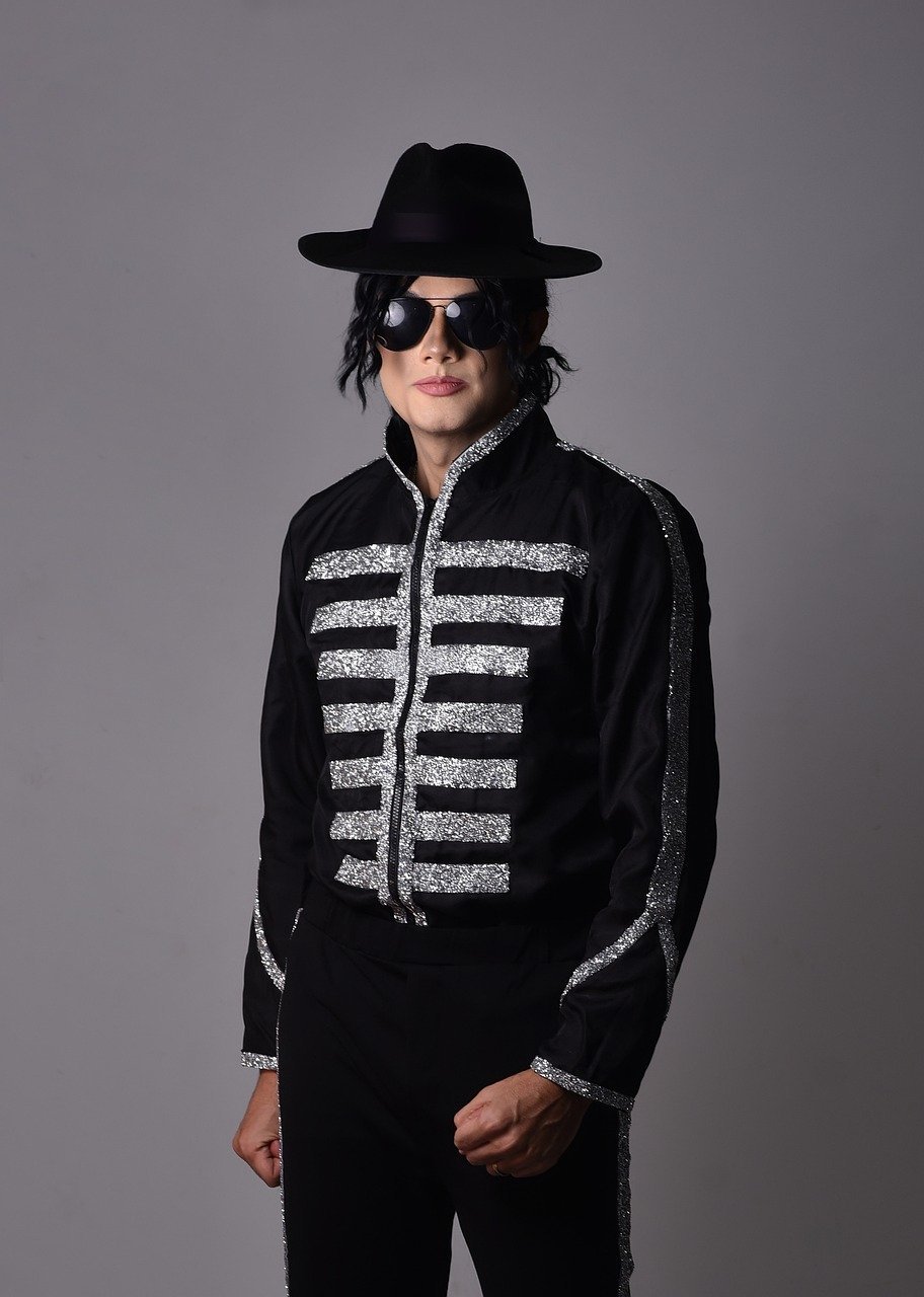 6. “Billie Jean” – Michael Jackson (1983) (image credits: pixabay)