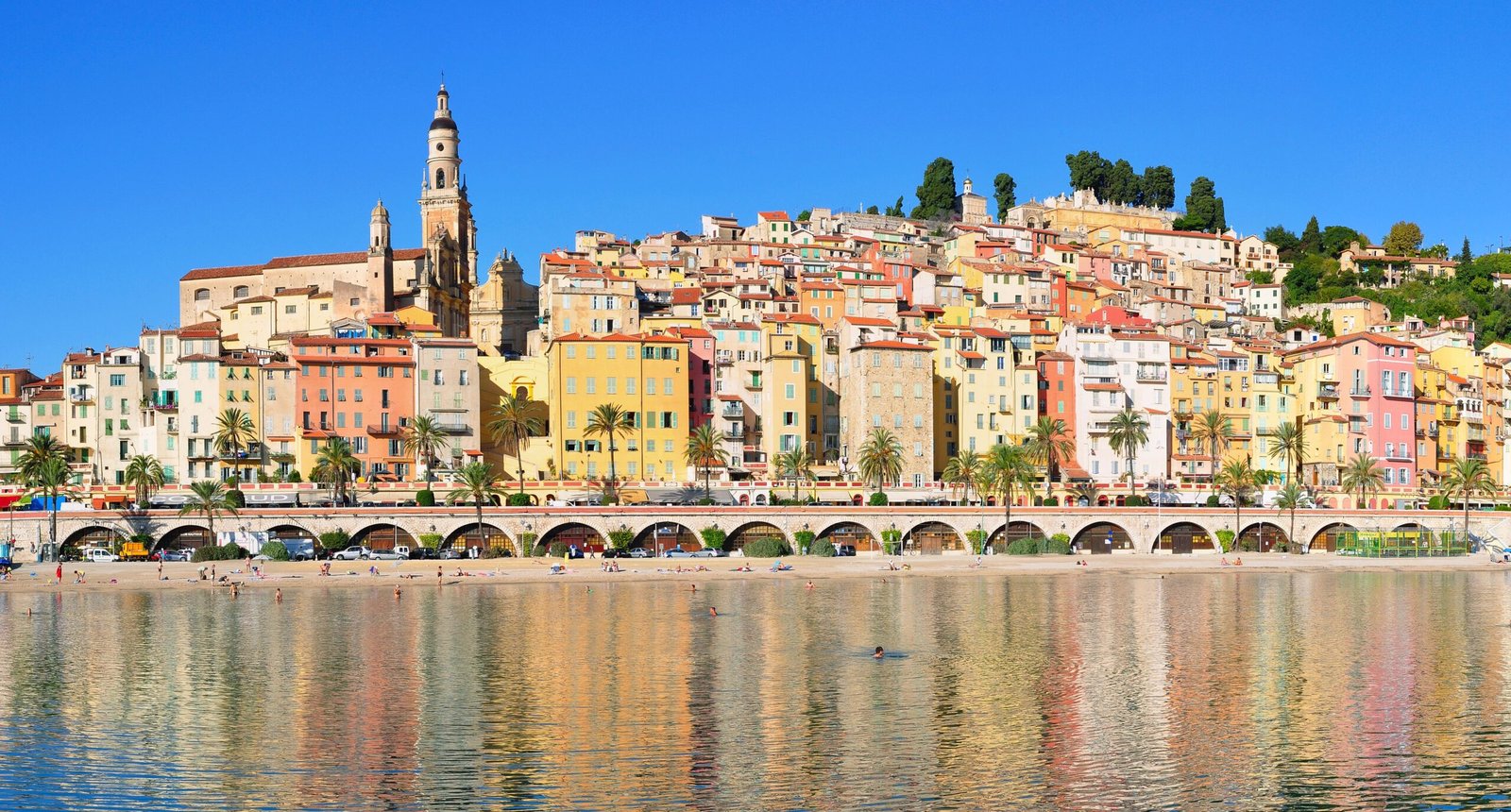 Mirazur: French Riviera's Crown Jewel (image credits: wikimedia)