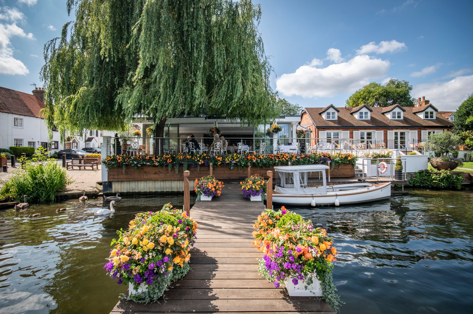 The Waterside Inn: British Classic Perfected (image credits: wikimedia)