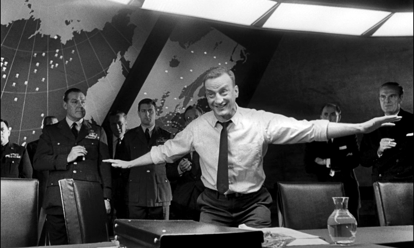Dr. Strangelove (1964) - Nuclear War Has Never Been Funnier (image credits: wikimedia)